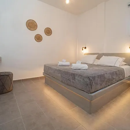 Apartment Litmus Fira (Santorini)