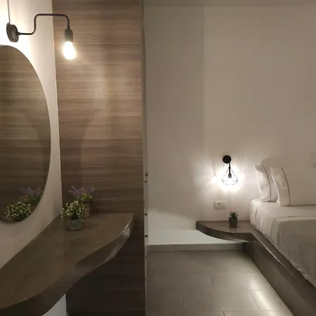 Litmus Apartment