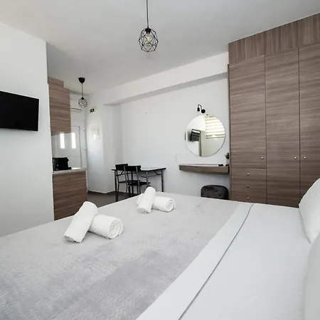 Litmus Apartment *