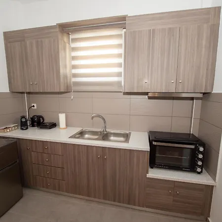 Litmus Apartment *